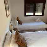 别墅 Trompetilla & Casa Cactus Luxury Wellness With Pool, Yoga & Hammam For 20p In Montes De 40 Min To 马拉加