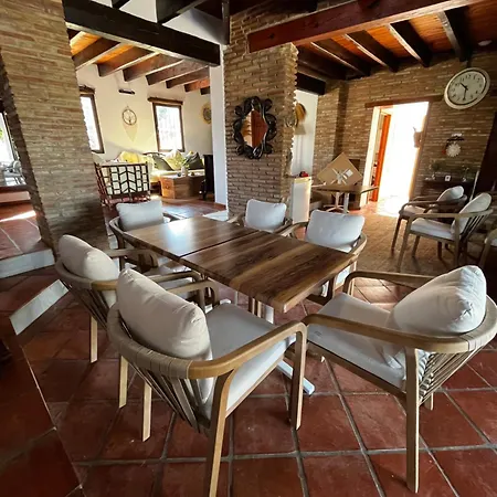 Trompetilla & Casa Cactus Luxury Wellness With Pool, Yoga & Hammam For 20p In Montes De 40 Min To * مالقة