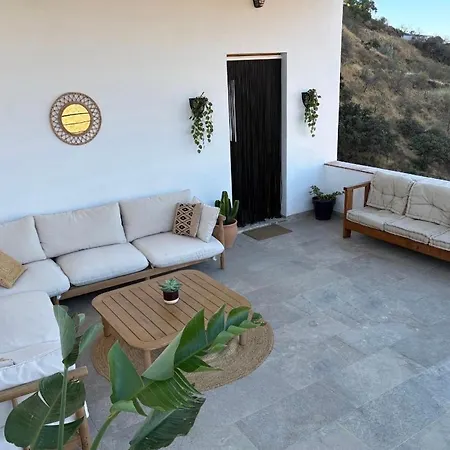 Trompetilla & Casa Cactus Luxury Wellness With Pool, Yoga & Hammam For 20p In Montes De 40 Min To مالقة