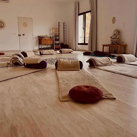 Trompetilla & Casa Cactus Luxury Wellness With Pool, Yoga & Hammam For 20p In Montes De 40 Min To مالقة