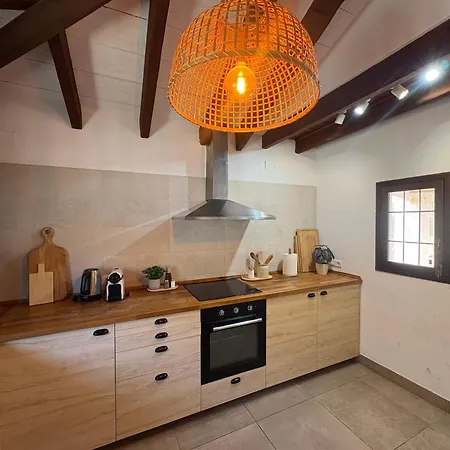 Villa Trompetilla & Casa Cactus Luxury Wellness With Pool, Yoga & Hammam For 20p In Montes De 40 Min To