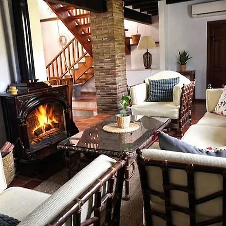 Trompetilla & Casa Cactus Luxury Wellness With Pool, Yoga & Hammam For 20p In Montes De 40 Min To *