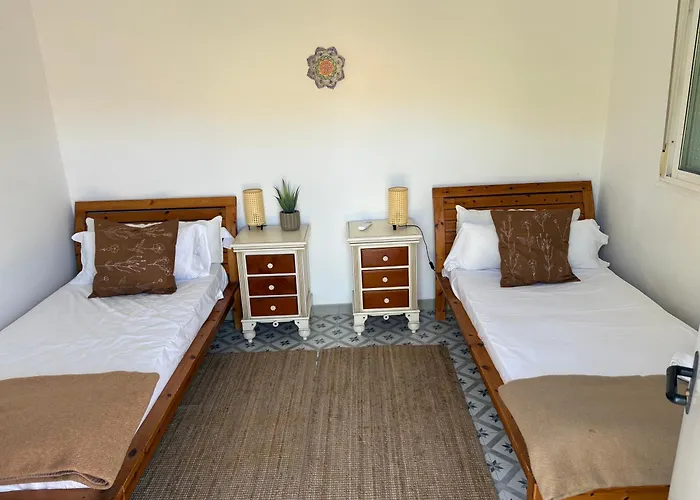 Villa Trompetilla & Casa Cactus Luxury Wellness With Pool, Yoga & Hammam For 20p In Montes De 40 Min To *