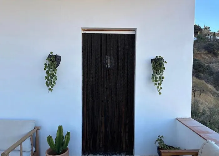 Trompetilla & Casa Cactus Luxury Wellness With Pool, Yoga & Hammam For 20p In Montes De 40 Min To