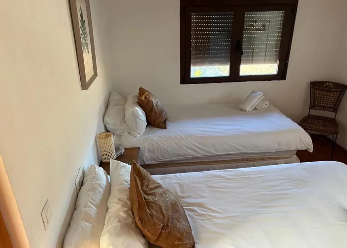 Villa Trompetilla & Casa Cactus Luxury Wellness With Pool, Yoga & Hammam For 20p In Montes De 40 Min To Málaga