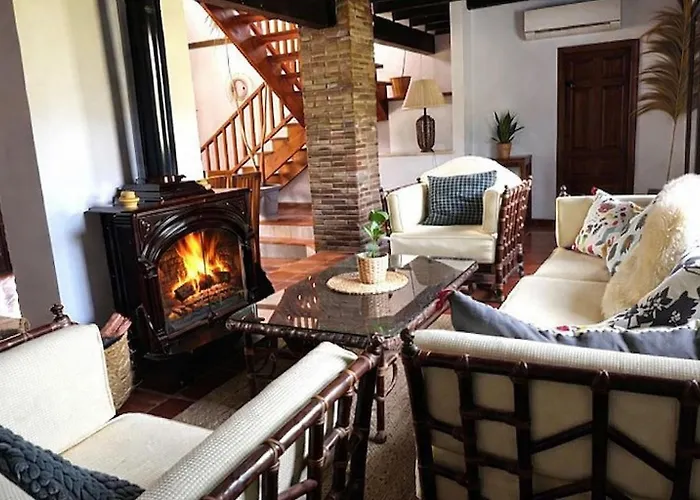 Trompetilla & Casa Cactus Luxury Wellness With Pool, Yoga & Hammam For 20p In Montes De 40 Min To *